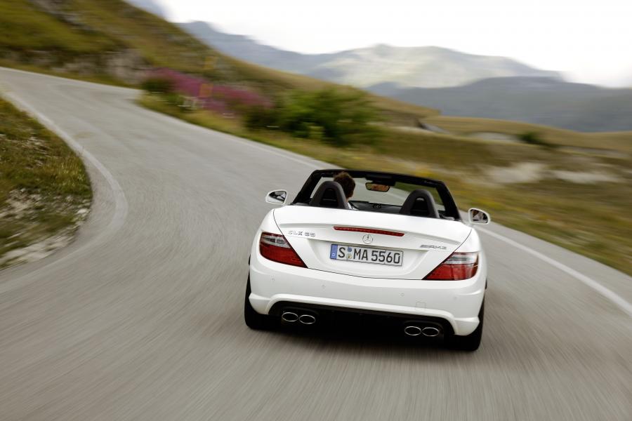  Mercedes-Benz SLK55 AMG 2011 года  (фото 14 из 34)